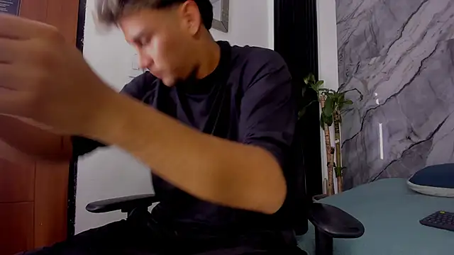 Alan-Smith1 online show from 11-12-25, 07:57