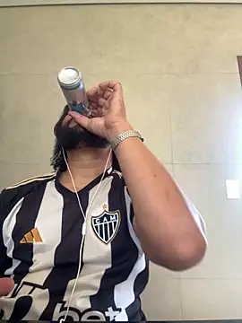 LoboCachorro online show from 11-21-25, 03:00