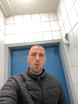 Rotteei1 online show from 12-01-25, 09:36