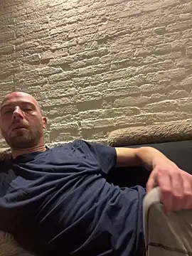 Rotteei1 online show from 03-06-26, 06:43