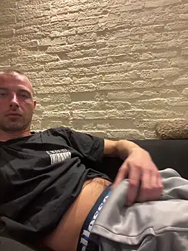 Rotteei1 online show from 03-23-26, 06:56