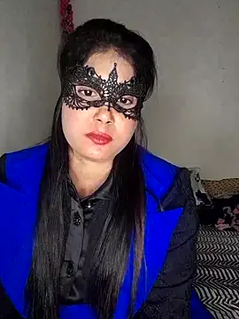 Snapshot of Hot_Angle chatting on 11-18-25, 02:10 Hot Angle online show from 11-18-25, 02:10