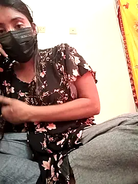 Hot Angle online show from 04-13-26, 11:05