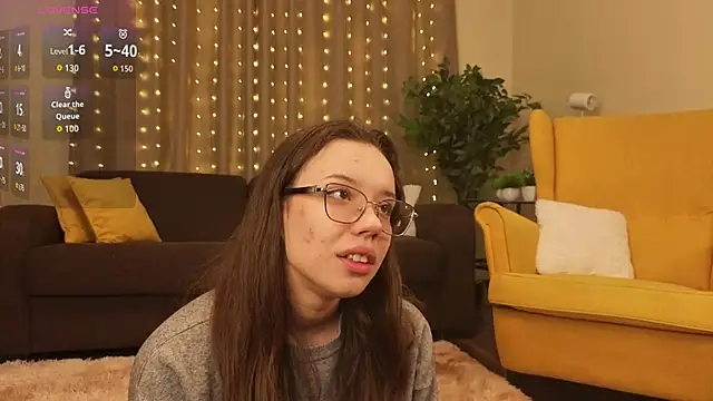 FabiolaCowing online show from 11-20-25, 06:07