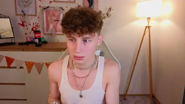 crisp1n online show from 10-24-25, 02:46