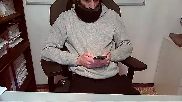 topg84 online show from 11-28-25, 05:59