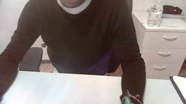 Snapshot of topg84 chatting on 12-20-25, 05:53 topg84 online show from 12-20-25, 05:53