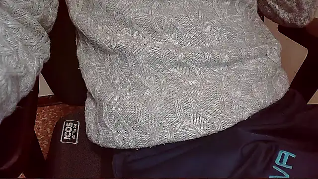 Snapshot of topg84 chatting on 02-25-26, 06:17 topg84 online show from 02-25-26, 06:17