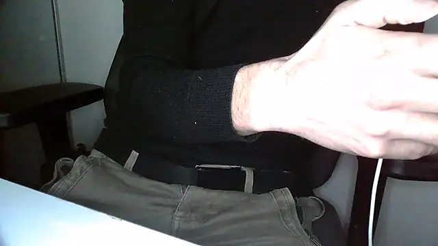 Snapshot of topg84 chatting on 05-07-26, 06:24 topg84 online show from 05-07-26, 06:24