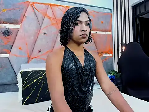 Asshley Clarkk online show from 10-21-25, 12:39