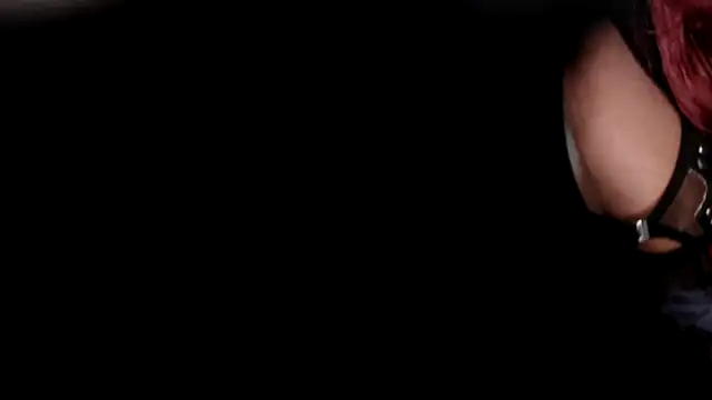 Snapshot of mistressdominanoire chatting on 11-19-25, 04:01 mistressdominanoire online show from 11-19-25, 04:01