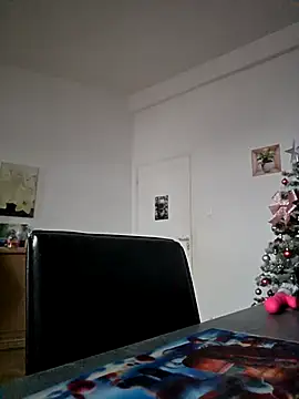 Snapshot of lasexycoquine59 chatting on 12-18-25, 08:20 lasexycoquine59 online show from 12-18-25, 08:20