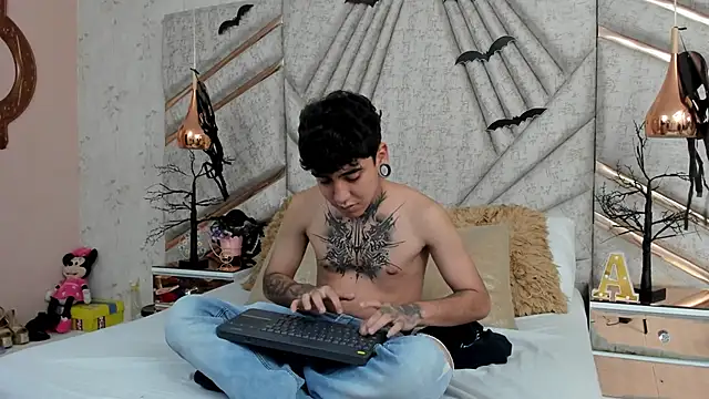 SantiOlsen online show from 11-03-25, 03:41