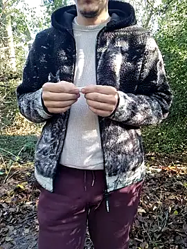 bbyxklaus online show from 11-21-25, 12:59