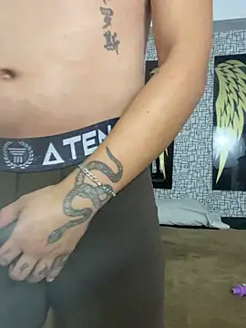 Snapshot of Demon_foxes chatting on 11-11-25, 07:36 Demon foxes online show from 11-11-25, 07:36