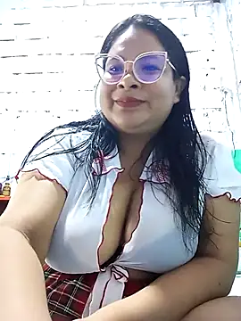 Snapshot of celeste122595 chatting on 07-14-26, 03:55 celeste122595 online show from 07-14-26, 03:55