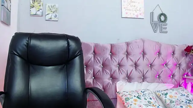 The Latin Lover online show from 10-20-25, 02:06