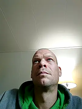 Kinky Play1 online show from 10-19-25, 07:20