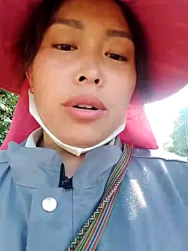 Snapshot of natri-sex chatting on 10-19-25, 01:01 natri-sex online show from 10-19-25, 01:01