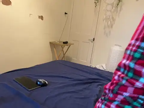 Scarletcum22 online show from 04-14-26, 06:08