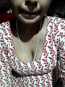 Snapshot of Hot-joyaa chatting on 11-10-25, 08:02 Hot-joyaa online show from 11-10-25, 08:02