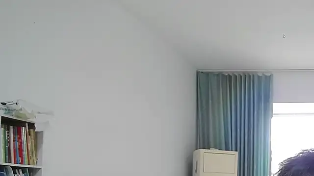 Snapshot of HY-1013 chatting on 08-06-26, 04:58 HY-1013 online show from 08-06-26, 04:58