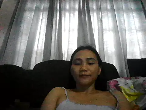 Snapshot of Sexytummy26 chatting on 11-13-25, 03:27 Sexytummy26 online show from 11-13-25, 03:27