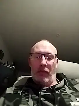 Snapshot of Cedric7653 chatting on 11-02-25, 01:08 Cedric7653 online show from 11-02-25, 01:08