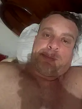 Snapshot of wellingtonmds chatting on 11-25-25, 12:43 wellingtonmds online show from 11-25-25, 12:43