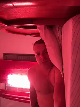 Snapshot of wellingtonmds chatting on 11-30-25, 11:47 wellingtonmds online show from 11-30-25, 11:47