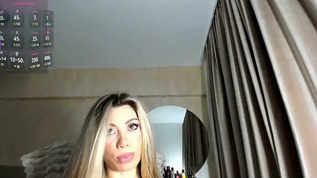 Snapshot of KaylaBenz chatting on 11-05-25, 08:20 KaylaBenz online show from 11-05-25, 08:20