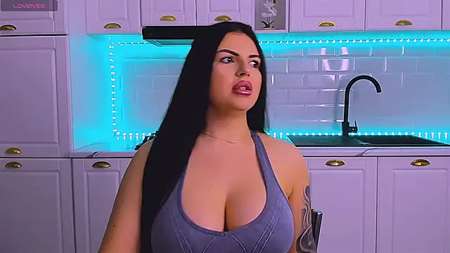 RheaLynn online show from 03-16-26, 09:30