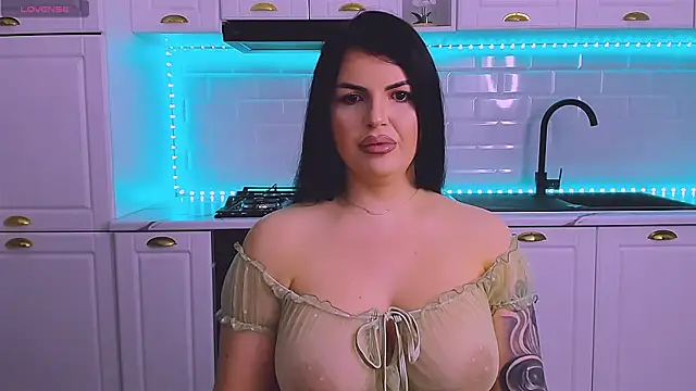 RheaLynn online show from 03-31-26, 09:04