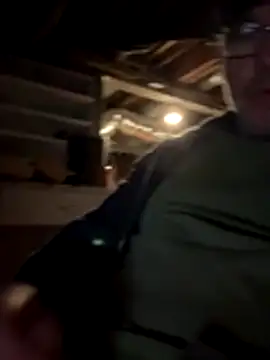 Snapshot of Kneetoe2025 chatting on 11-25-25, 04:34 Kneetoe2025 online show from 11-25-25, 04:34