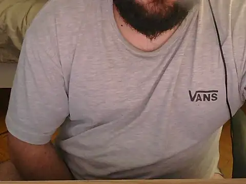 Snapshot of moneyman_11 chatting on 06-22-26, 04:15 moneyman 11 online show from 06-22-26, 04:15