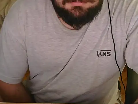 Snapshot of moneyman_11 chatting on 06-27-26, 03:28 moneyman 11 online show from 06-27-26, 03:28
