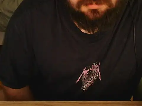Snapshot of moneyman_11 chatting on 07-18-26, 04:33 moneyman 11 online show from 07-18-26, 04:33