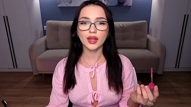 Snapshot of Loren_Dray chatting on 11-12-25, 01:55 Loren Dray online show from 11-12-25, 01:55