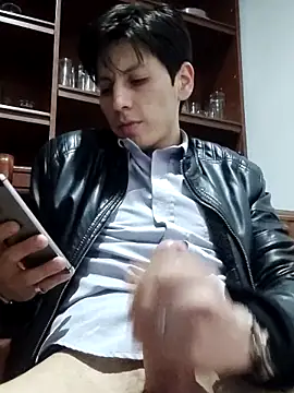 Carriata larry online show from 10-21-25, 02:34