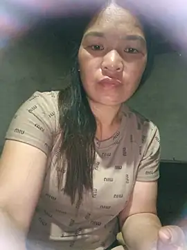Snapshot of chipu06 chatting on 05-19-26, 10:16 chipu06 online show from 05-19-26, 10:16