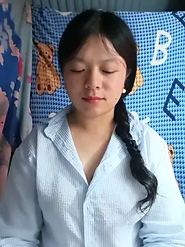 Snapshot of lisa-bae00 chatting on 06-12-26, 01:54 lisa-bae00 online show from 06-12-26, 01:54