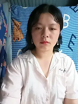 Snapshot of lisa-bae00 chatting on 06-20-26, 12:41 lisa-bae00 online show from 06-20-26, 12:41