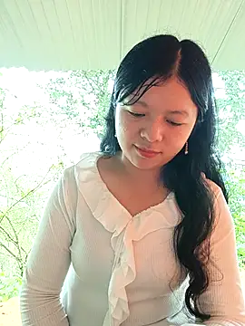 Snapshot of lisa-bae00 chatting on 06-22-26, 03:25 lisa-bae00 online show from 06-22-26, 03:25