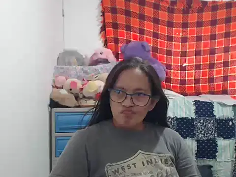 Kinkybela2025 online show from 11-20-25, 02:23