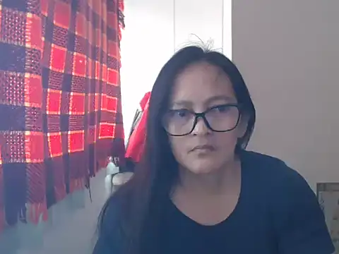 Kinkybela2025 online show from 04-19-26, 01:27