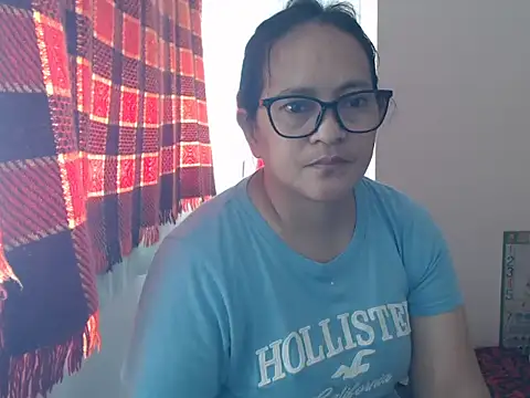 Snapshot of Kinkybela2025 chatting on 06-11-26, 12:32 Kinkybela2025 online show from 06-11-26, 12:32