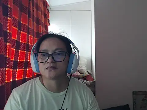 Snapshot of Kinkybela2025 chatting on 06-23-26, 01:14 Kinkybela2025 online show from 06-23-26, 01:14