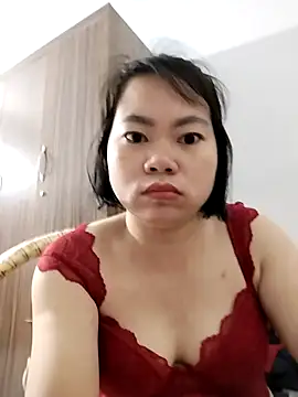 Snapshot of Deer_nice chatting on 10-20-25, 03:01 Deer nice online show from 10-20-25, 03:01