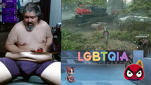 Snapshot of geekycastillo chatting on 10-31-25, 05:08 geekycastillo online show from 10-31-25, 05:08