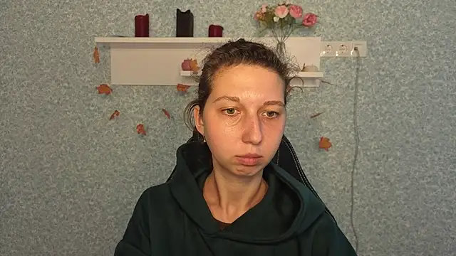 CuteEllii online show from 11-20-25, 09:42